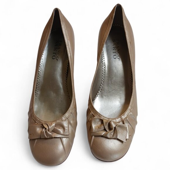 Franco Sarto Metallic Gold Kitten Heel Loafers — Women’s 8.5 - Picture 2 of 16